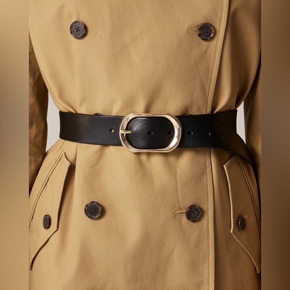 J. Crew Accessories - J. Crew Oval buckle belt in Italian leather black